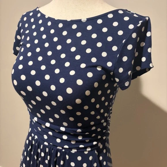 Boden Amelie Jersey Blue and White Polka Dot Dress - Picture 7 of 9